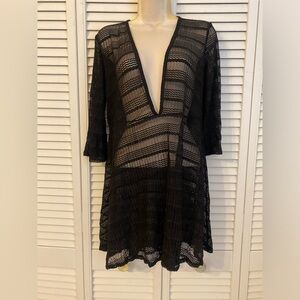 Womens Black Mesh Open Knit Swim Coverup Small  V Neck Beach Cabana Resortwear